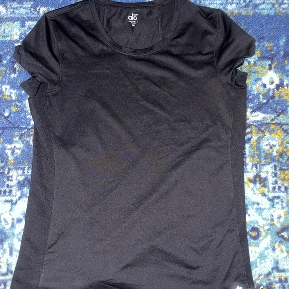 Alo Yoga Alosoft Finesse Tee - Picture 3 of 6